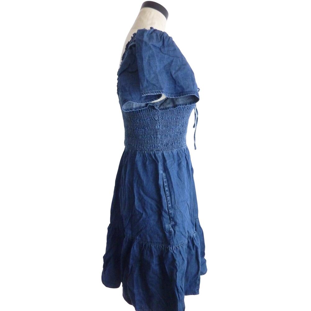 NWT Gap Flutter Sleeve Smocked Denim Mini Dress M Blue Scoop Neck Ruffle Hem - Picture 2 of 7